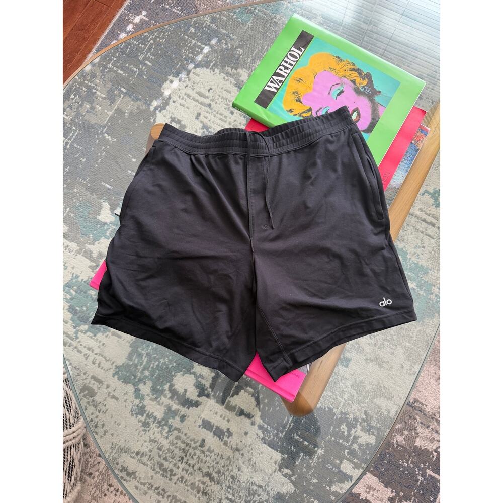 ALO Yoga Men's 7" Repetition Athletic Shorts